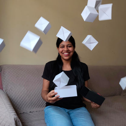 Black Jumping Box with 10 Cubes